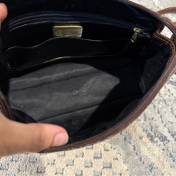 Vintage Leather Carlo Amboldi Black/Brown Crossbody Bottom Studs Smooth P - Picture 9 of 10